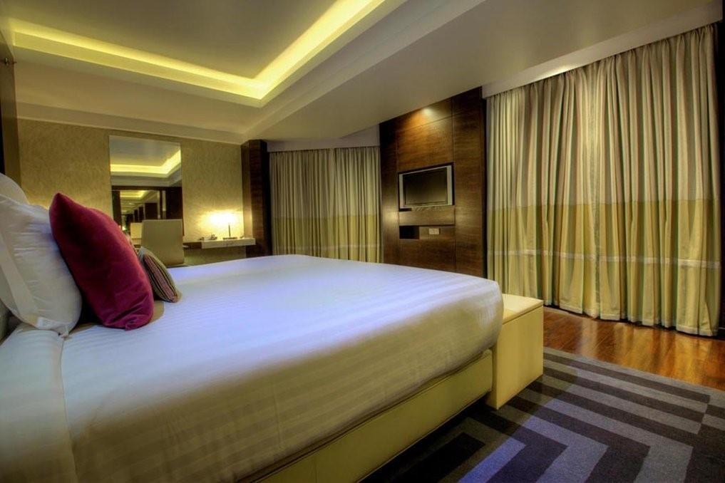 Avari Towers Karachi Bilik gambar A bedroom at the hotel